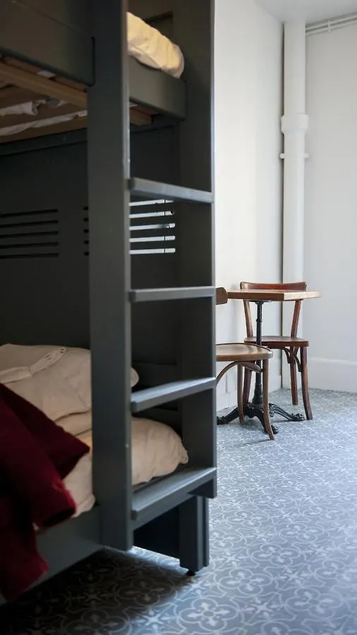 Untalented Hotel - Villette 3*