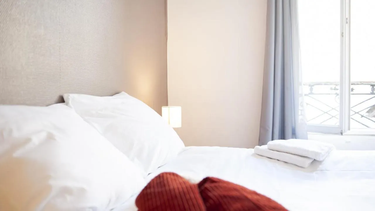 Hotel Untalented - Parigi