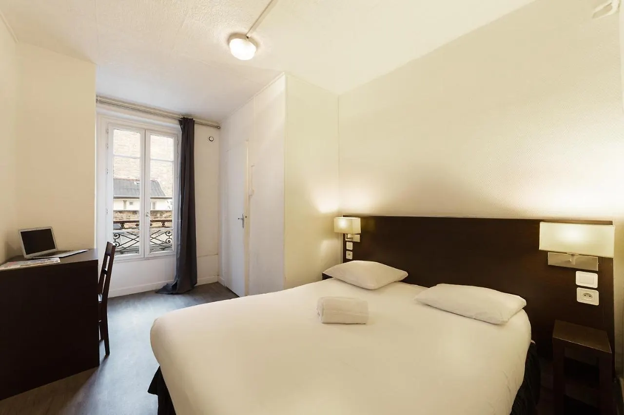 Hotel Untalented - Parigi